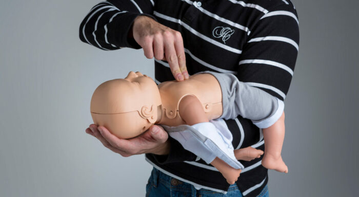 Mannequin de secourisme nourrisson – Image 4